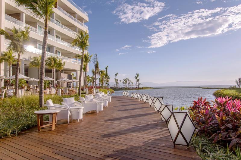Отель Grand Luxxe Vidanta Нуэво-Вальярта Экстерьер фото