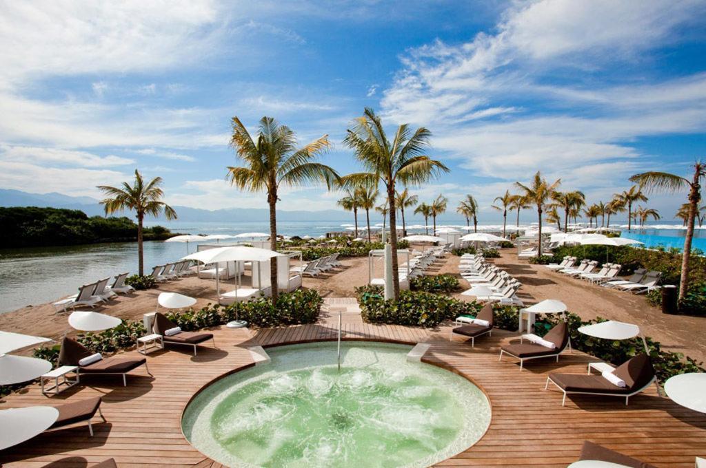 Отель Grand Luxxe Vidanta Нуэво-Вальярта Экстерьер фото